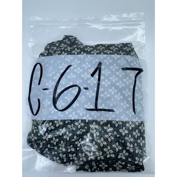 Charlotte Russe Womens Romper Size Small Green Long Sleeve CrissCross Chest - Picture 15 of 15